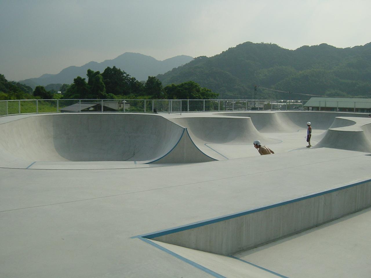 The first in Japan!  Global style public skate park ”Live Skates Koga”-1