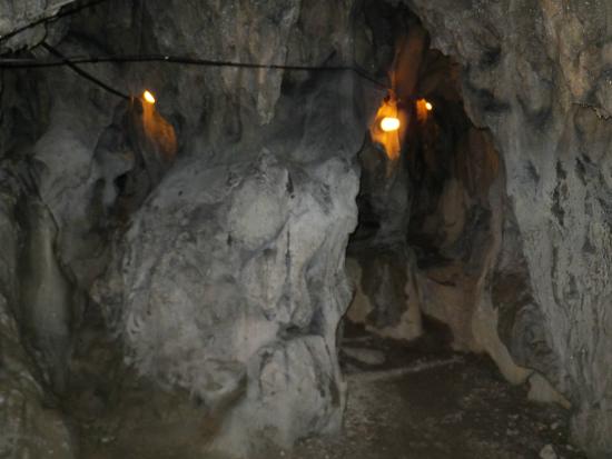 Mystery Spot Goya Limestone Cave-0