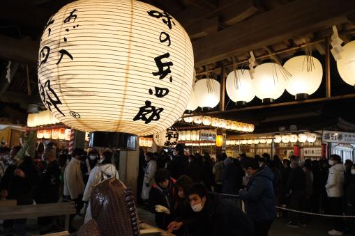 Cleanse yourself with the water from the mouth of a sea bream Touka Ebisu-jinja Shrine-3