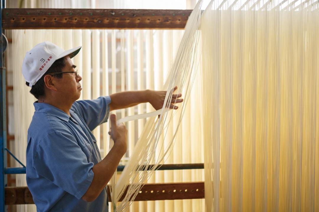 Created with spring water and a traditional technique   Ukiha-men Noodles