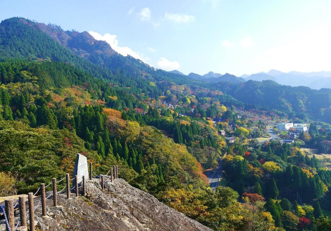 英彦山の絶景地 花見ヶ岩