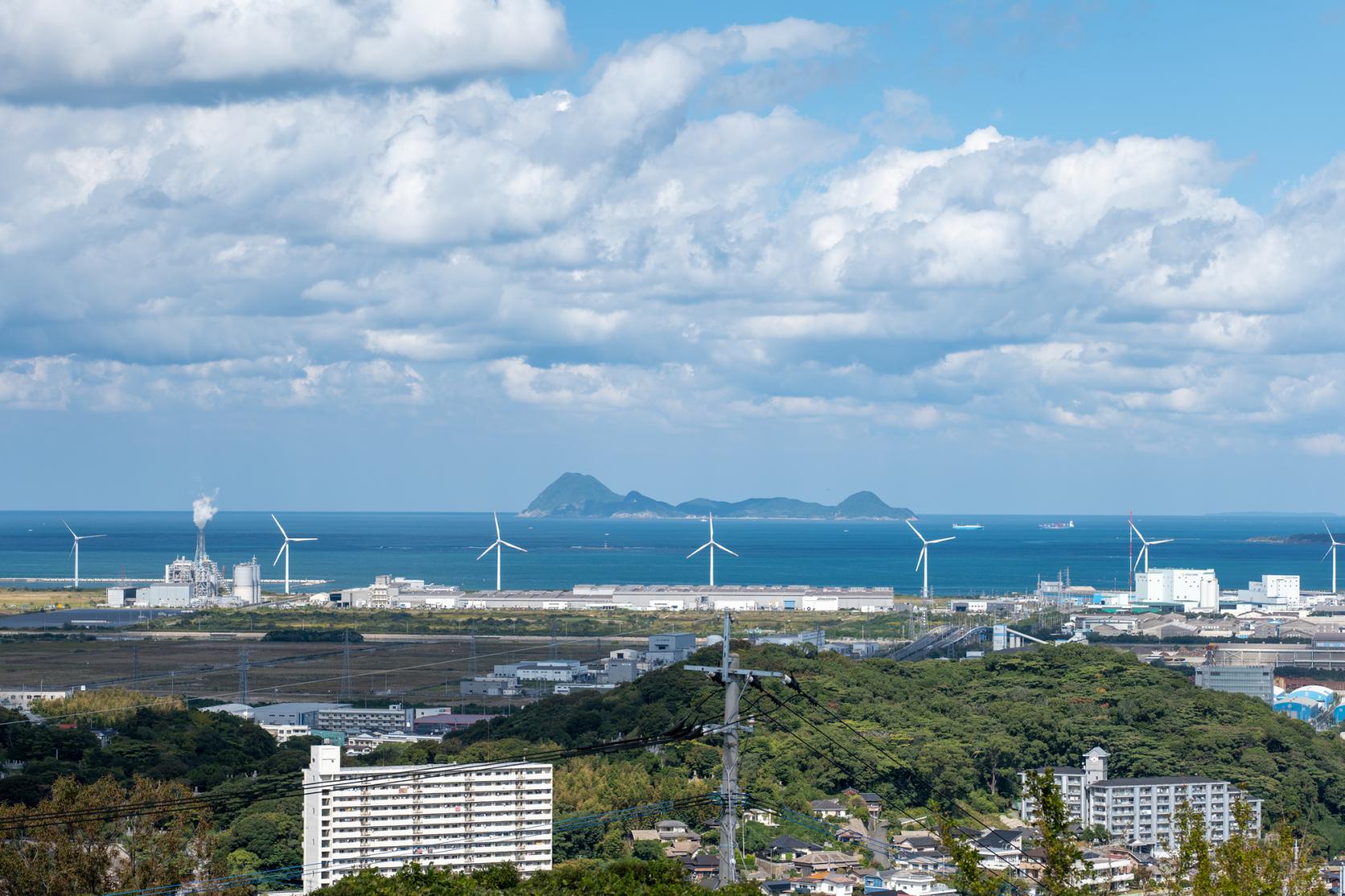 響灘風力発電所の巨大風車-6