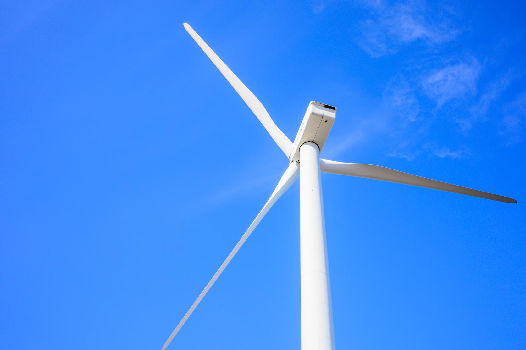 響灘風力発電所の巨大風車-3