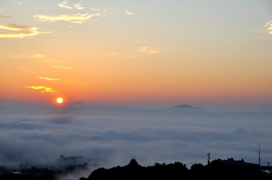 Sea of Clouds of Mt. Yaki-0