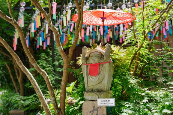 三井寺（平等寺）　風鈴トンネル-8