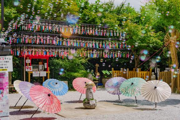 三井寺（平等寺）　風鈴トンネル-0