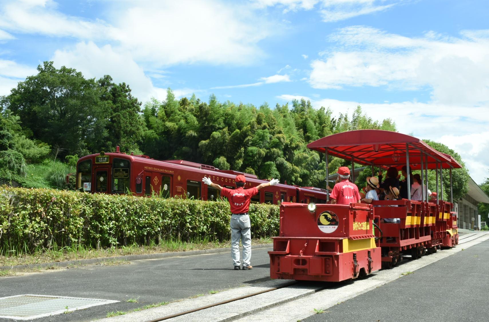 人気の赤村トロッコ油須原線の運行-1