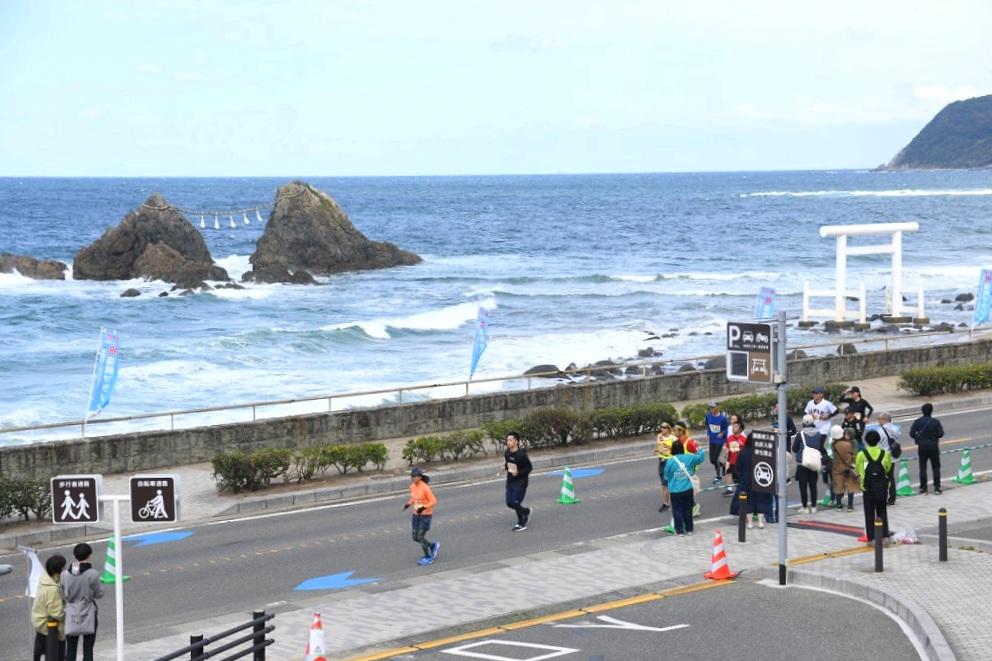 Fukuoka Marathon 2025 Runner Registration Opens!-1
