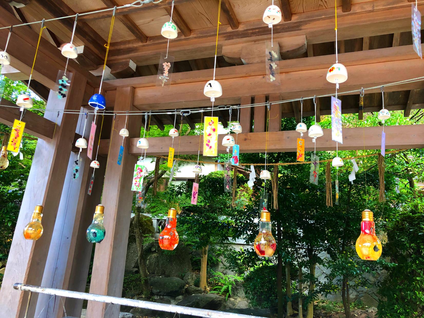 春日神社　風鈴飾り-1