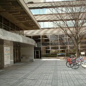 福岡市西図書館