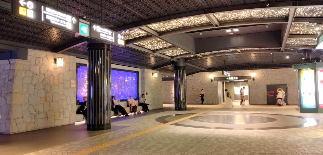 天神地下街 | 観光スポット | 【公式】福岡県の観光/旅行情報サイト「クロスロードふくおか」
