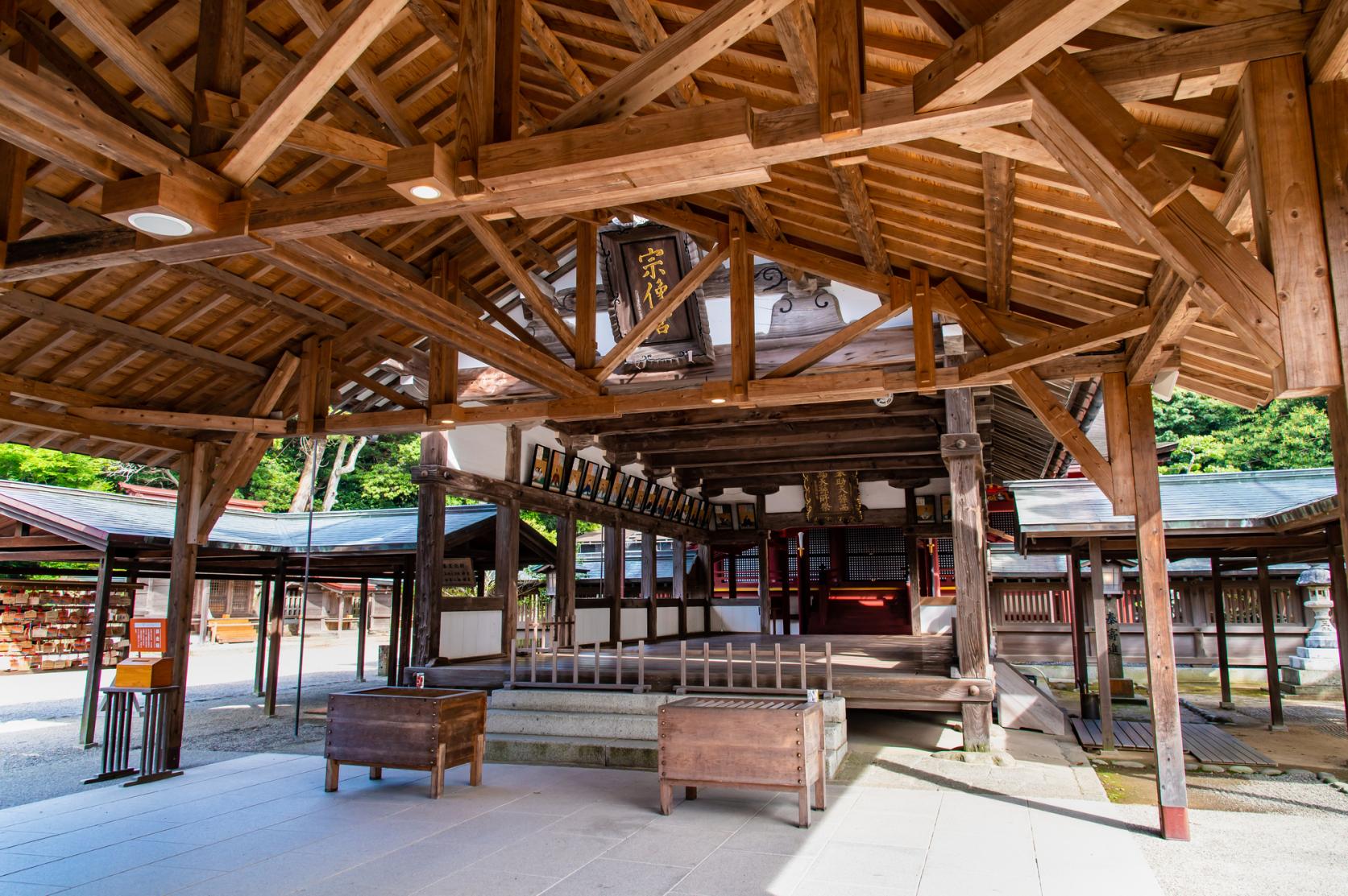 Munakata Taisha Shrine-4