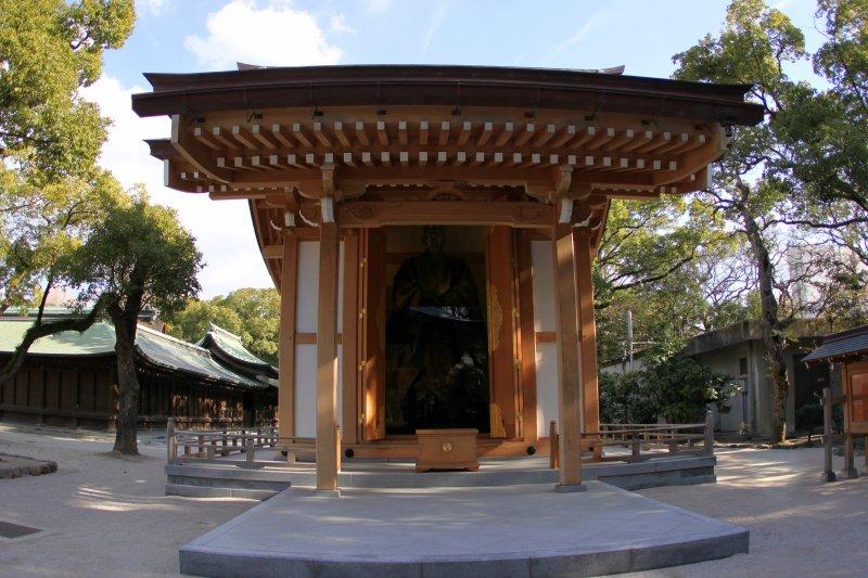 Hakozakigu Shrine-2