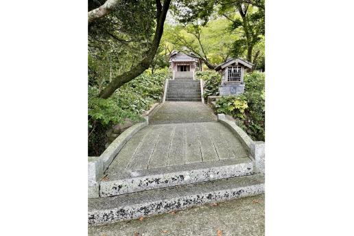 鎮懐石八幡宮-2