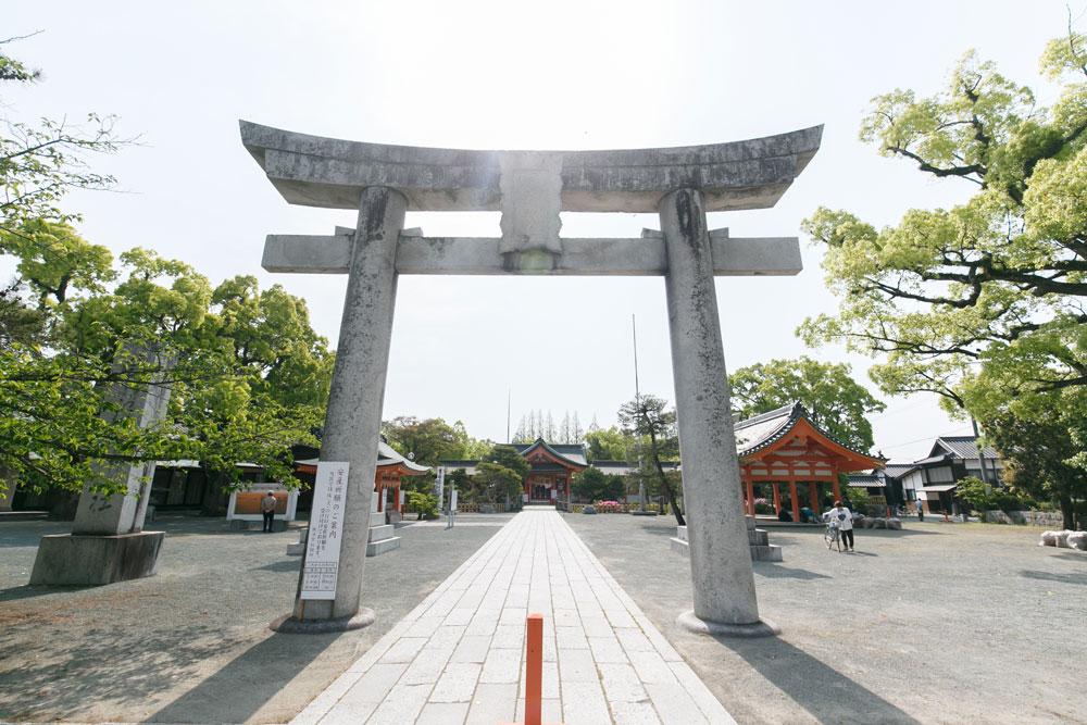 風浪宮（本殿）