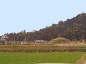 Unique ’haniwa’ statues at the Sendo Ancient Tomb-1