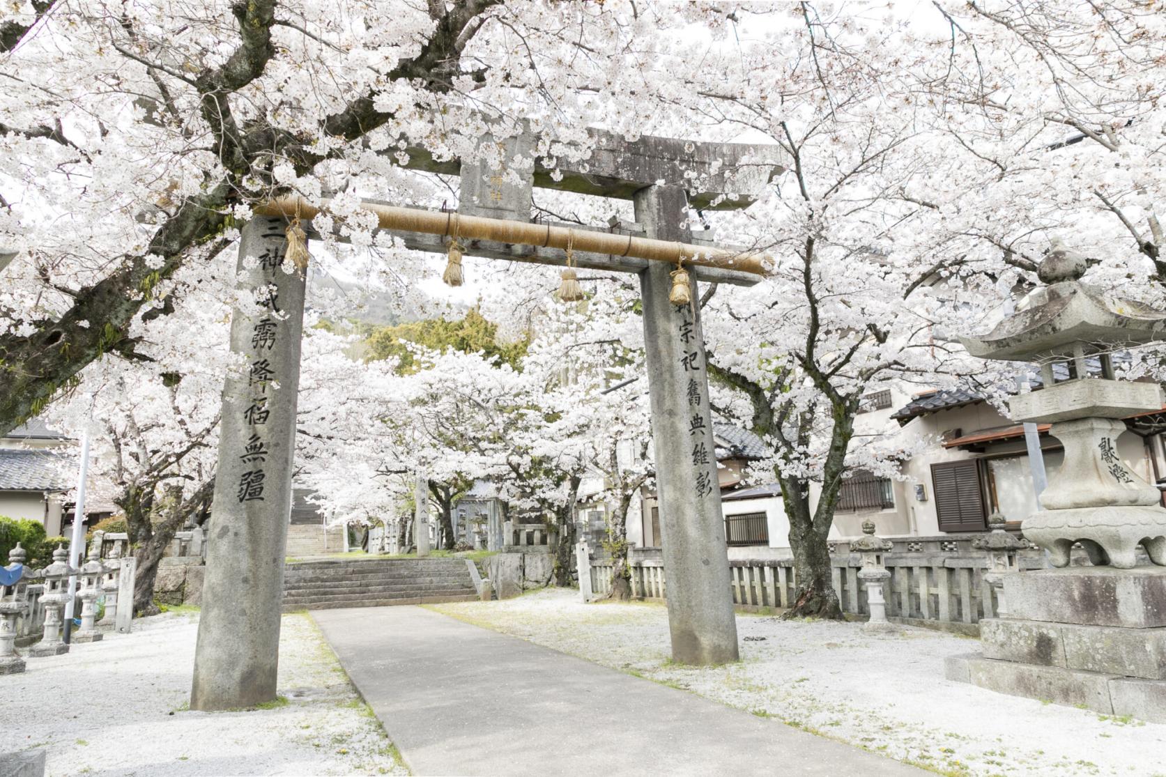 香春神社-1