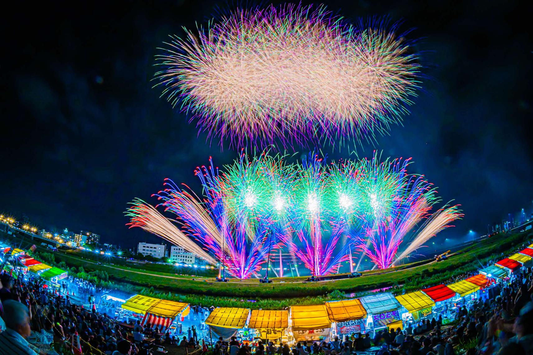 Onga River Iizuka Fireworks Display-1