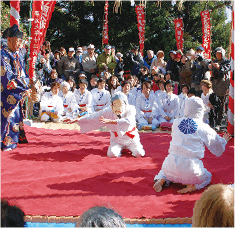 Blindfolded Female Sumo Wrestling (Masue Goro Inari Shrine)-2