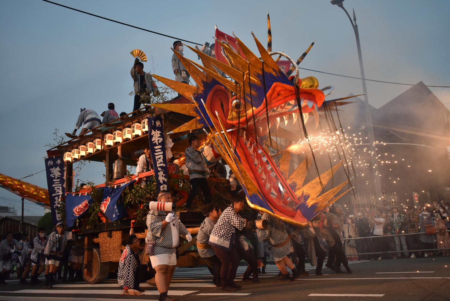 Omuta Daijyayama (Large Snake Float) Festival-1