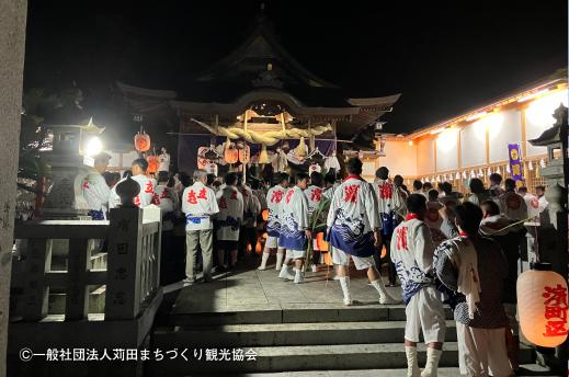 苅田山笠-4