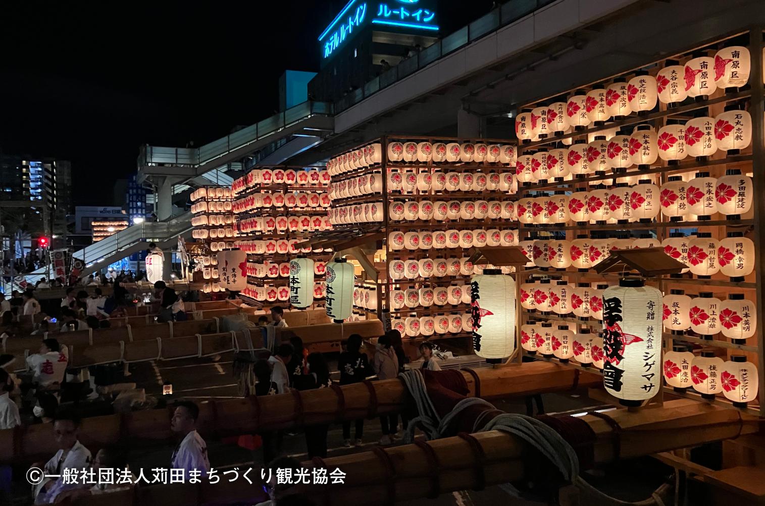 苅田山笠-5