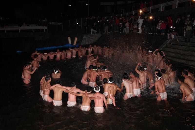 Shiraito’s Kanmisogi (Purification Ceremony at Kumano Shrine in Itoshima City)-3