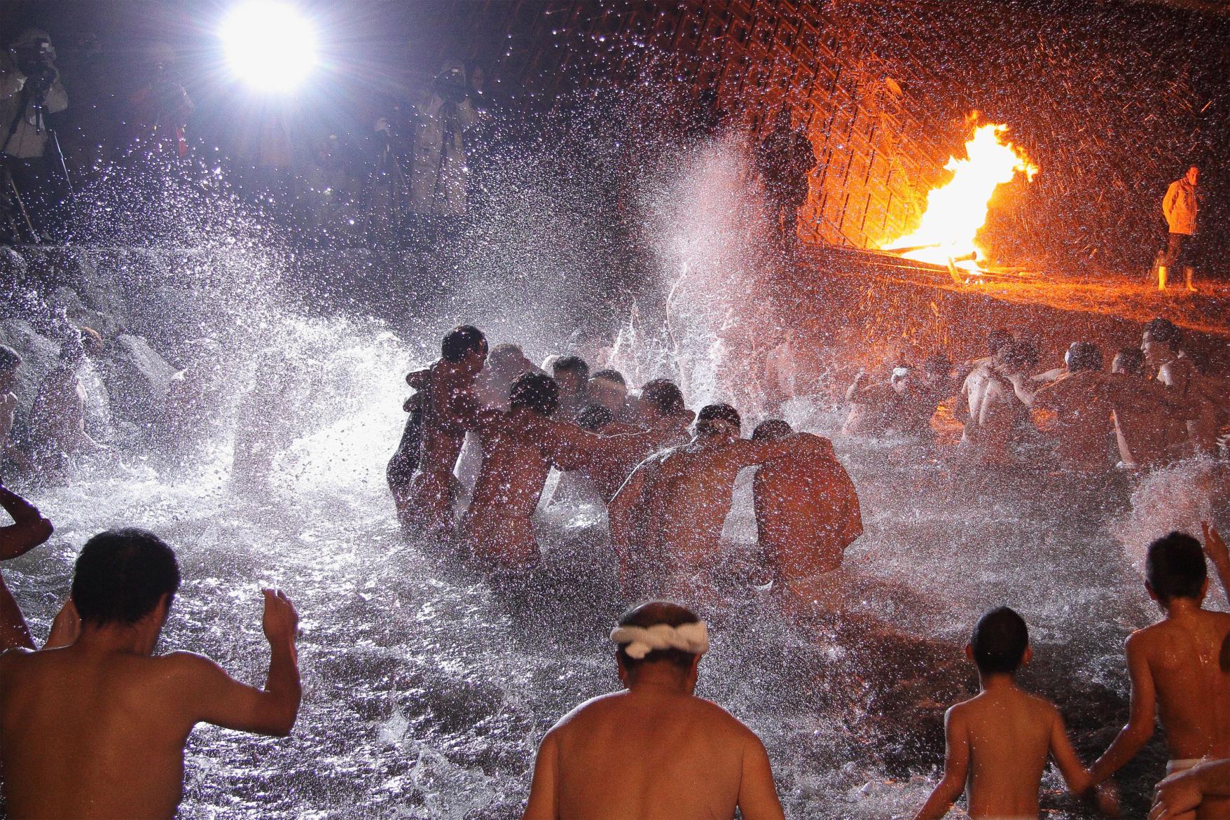 Shiraito’s Kanmisogi (Purification Ceremony at Kumano Shrine in Itoshima City)-2