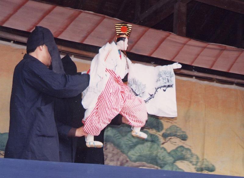 Ikari Puppet Show-1