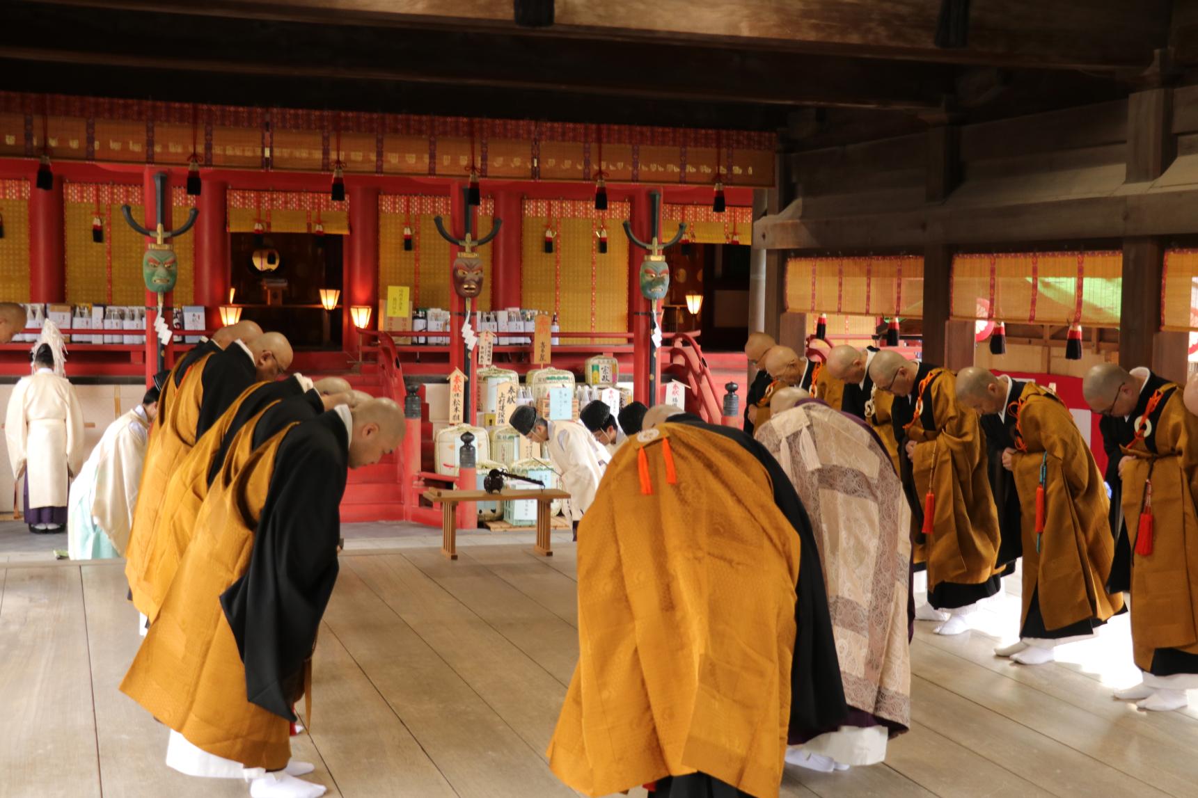 【筥崎宮】承天寺一山報賽式-2