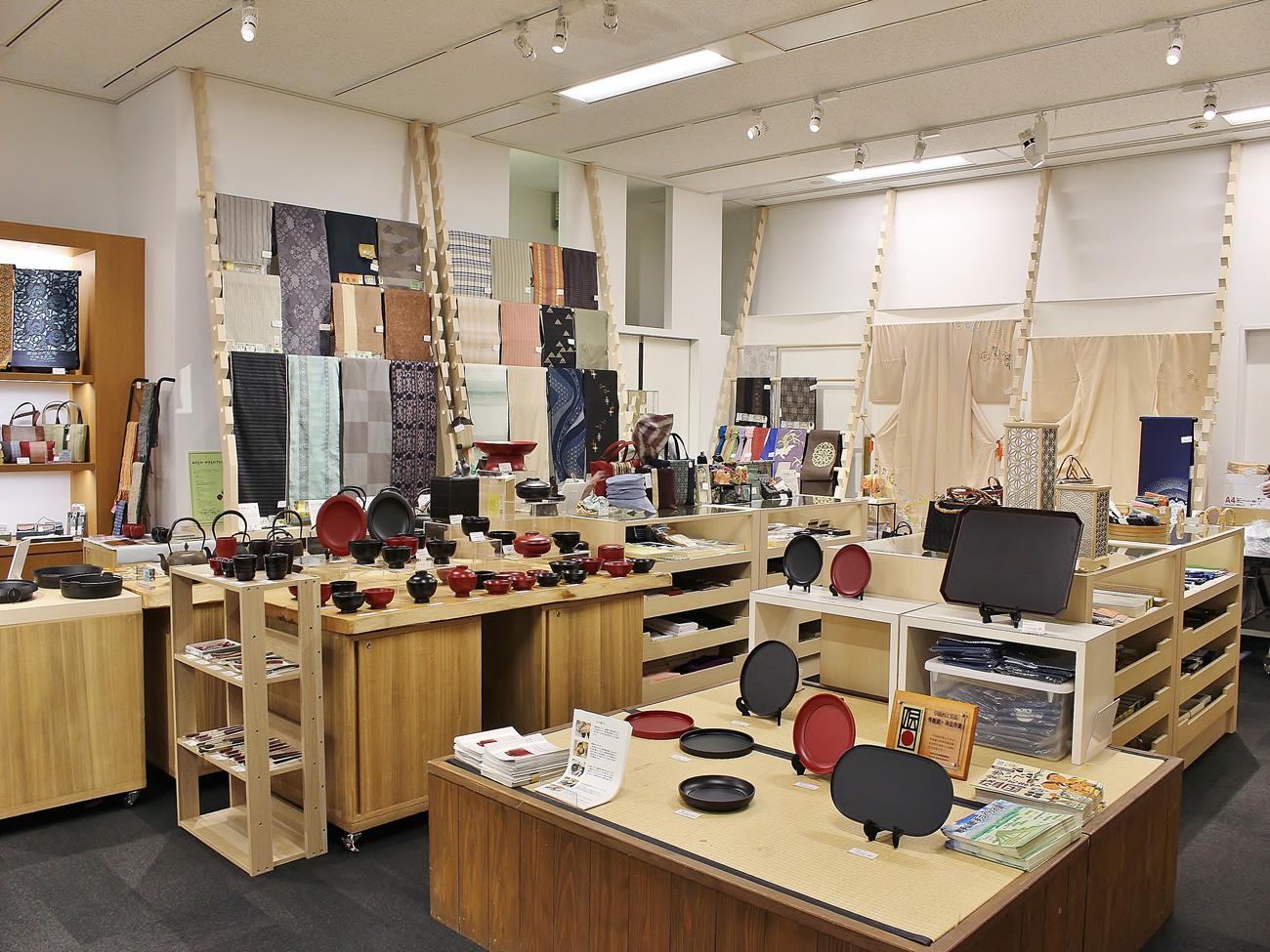 Japan Traditional Crafts Aoyama Square-1