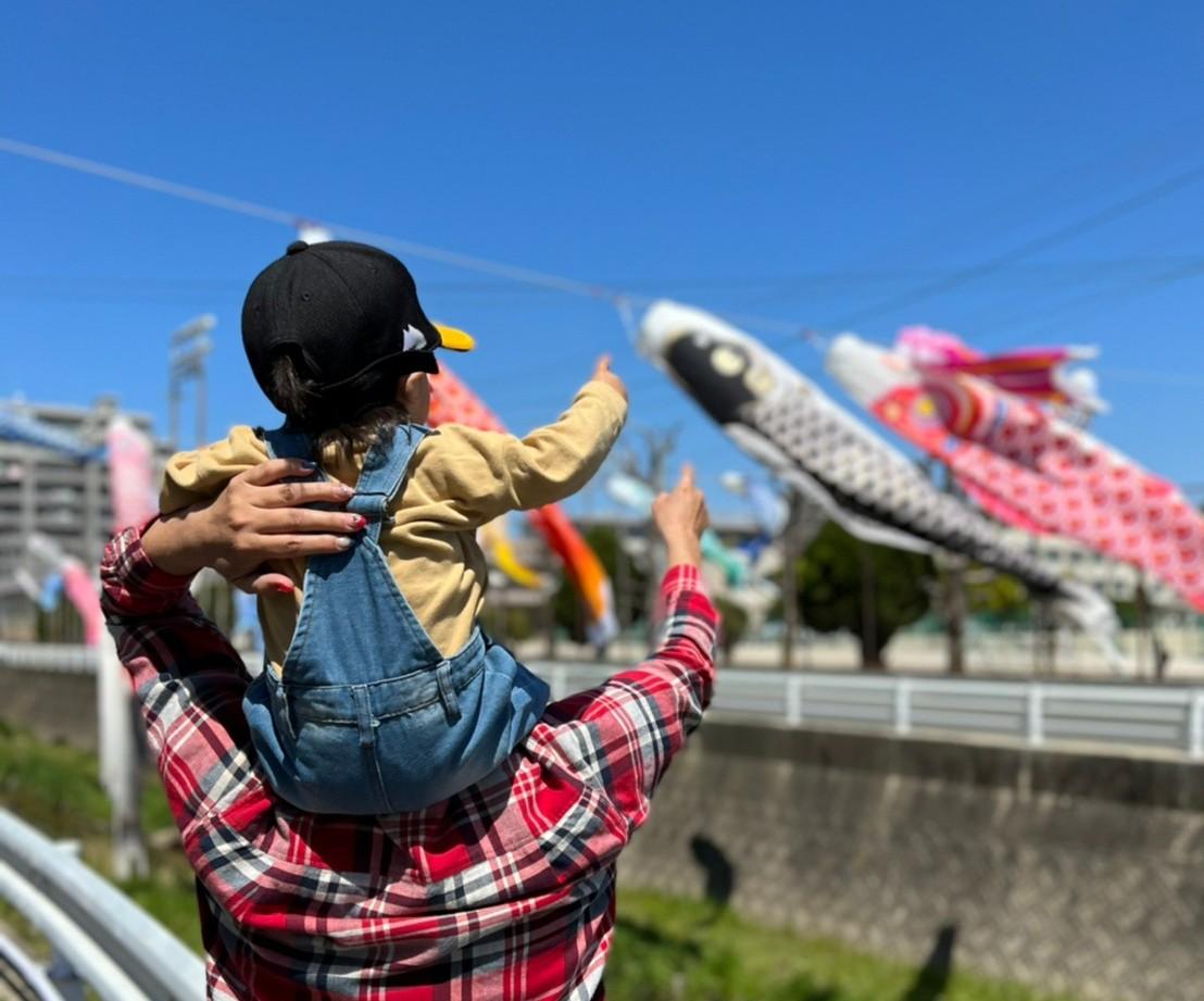 油山川のこいのぼり-2