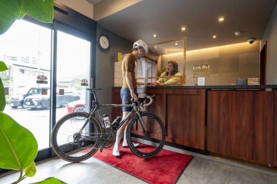 Business&Cycle Hotel Bell (Business Hotel Bell)-1