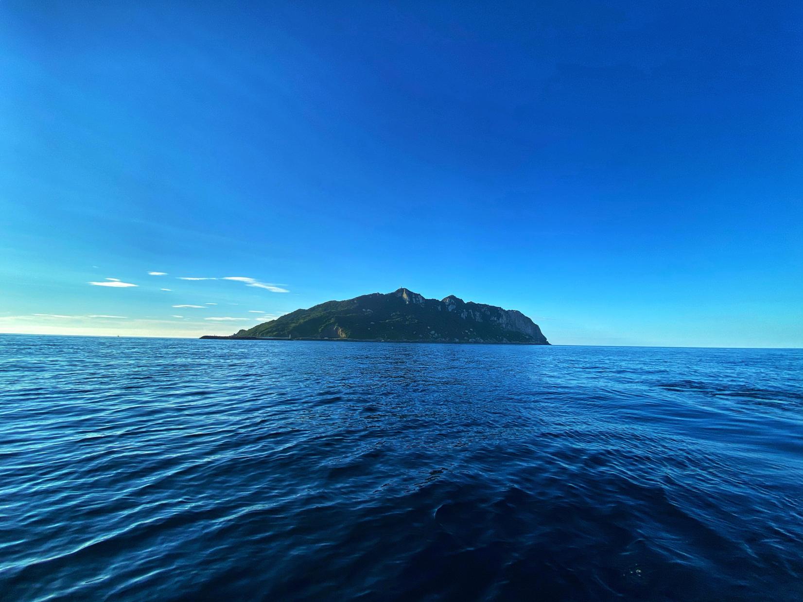 “The Sacred Island of Okinoshima ” Spiritual Cruise