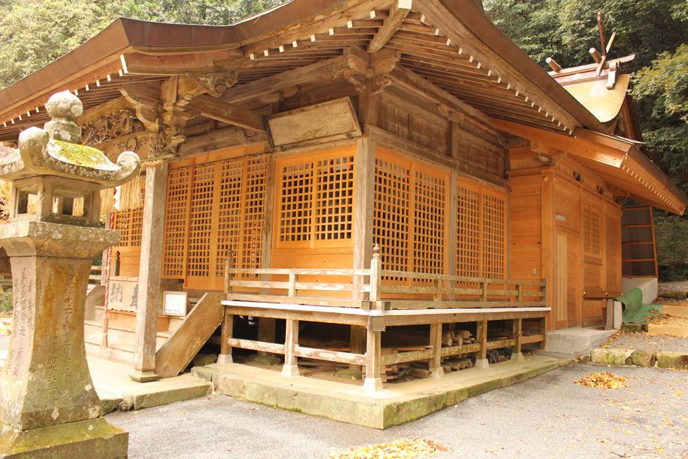 美奈宜神社（荷原）