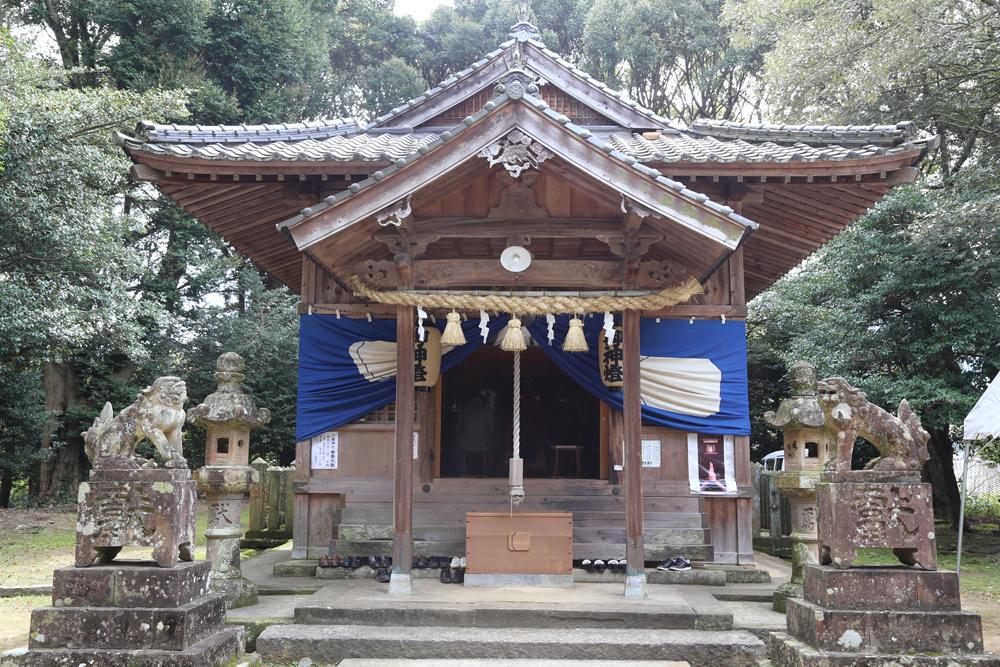 六嶽神社