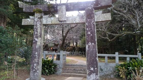 神在神社（神石）-1