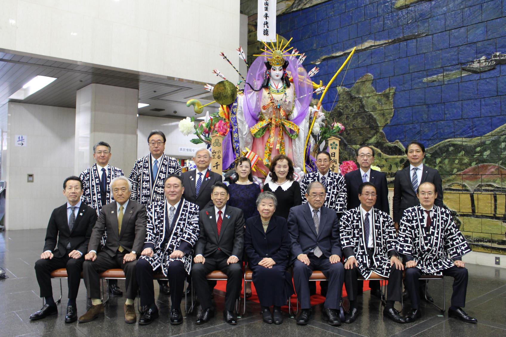 Hakata Gion Yamakasa Chiyo-nagare Kaki-Yamakasa display-4