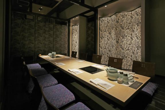 博多華味鳥　天神店-1
