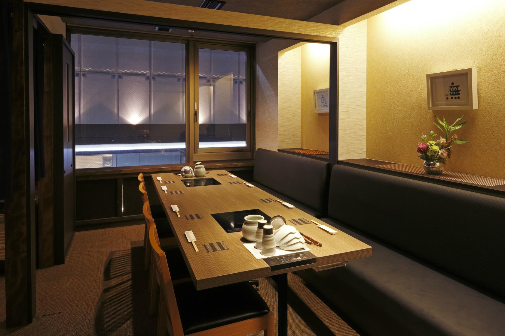 Hakatahanamidori Tenjin Nishi-dori Store-1