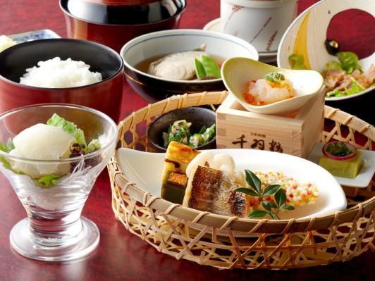 日本料理　千羽鶴-2