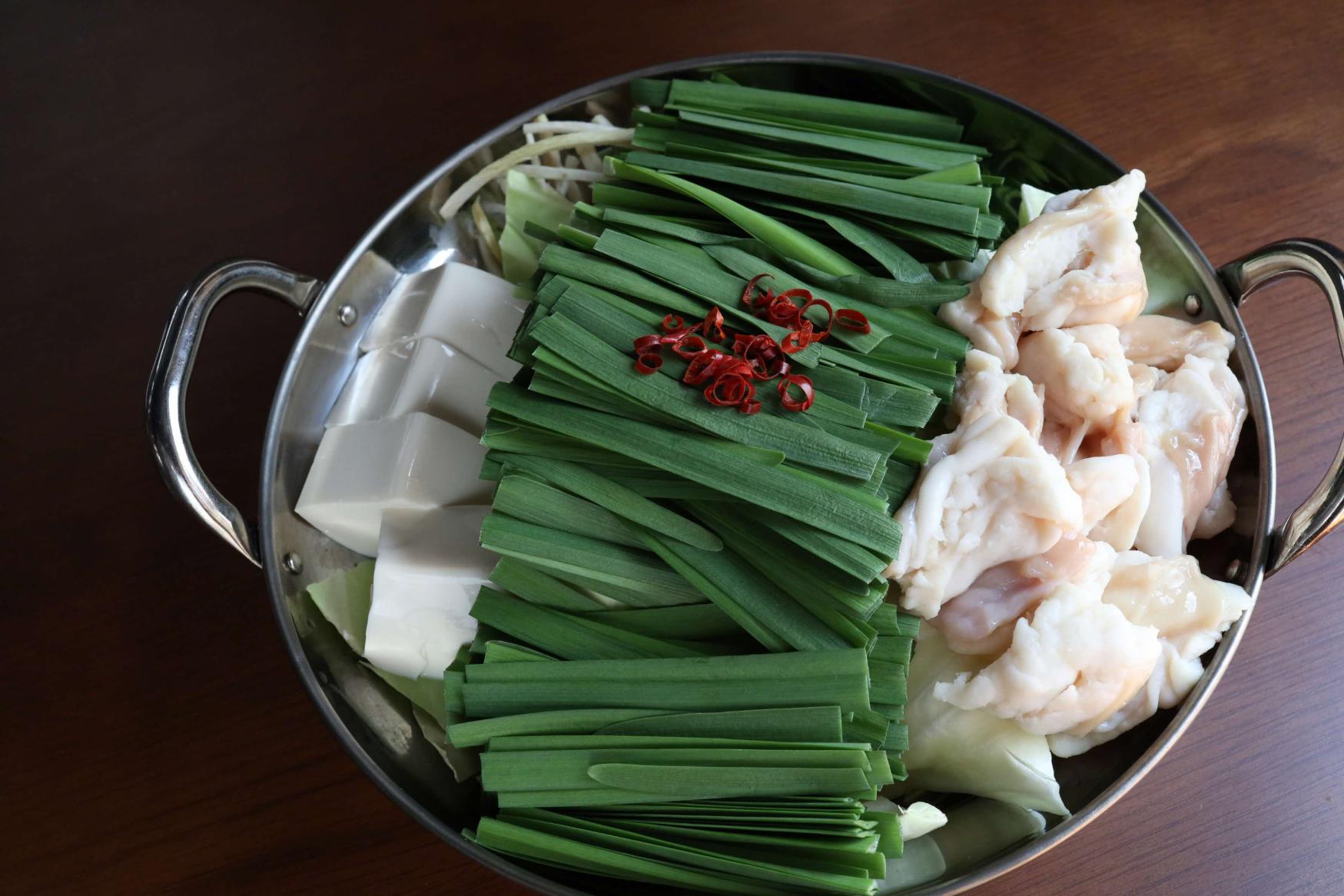 あごだしもつ鍋と熟成魚のお店　はがくれ-1
