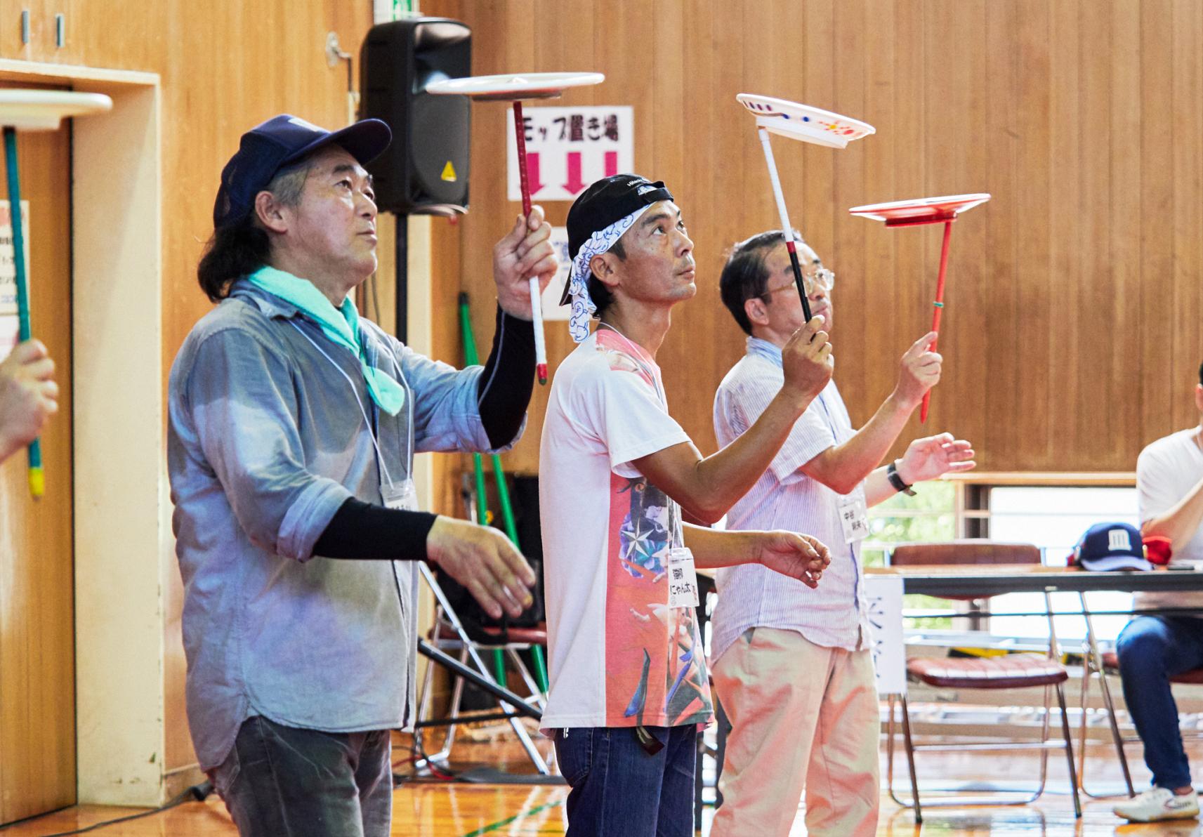 第9回スポーツ皿回し全国大会-1