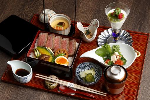 麹町なだ万　福岡別邸-7