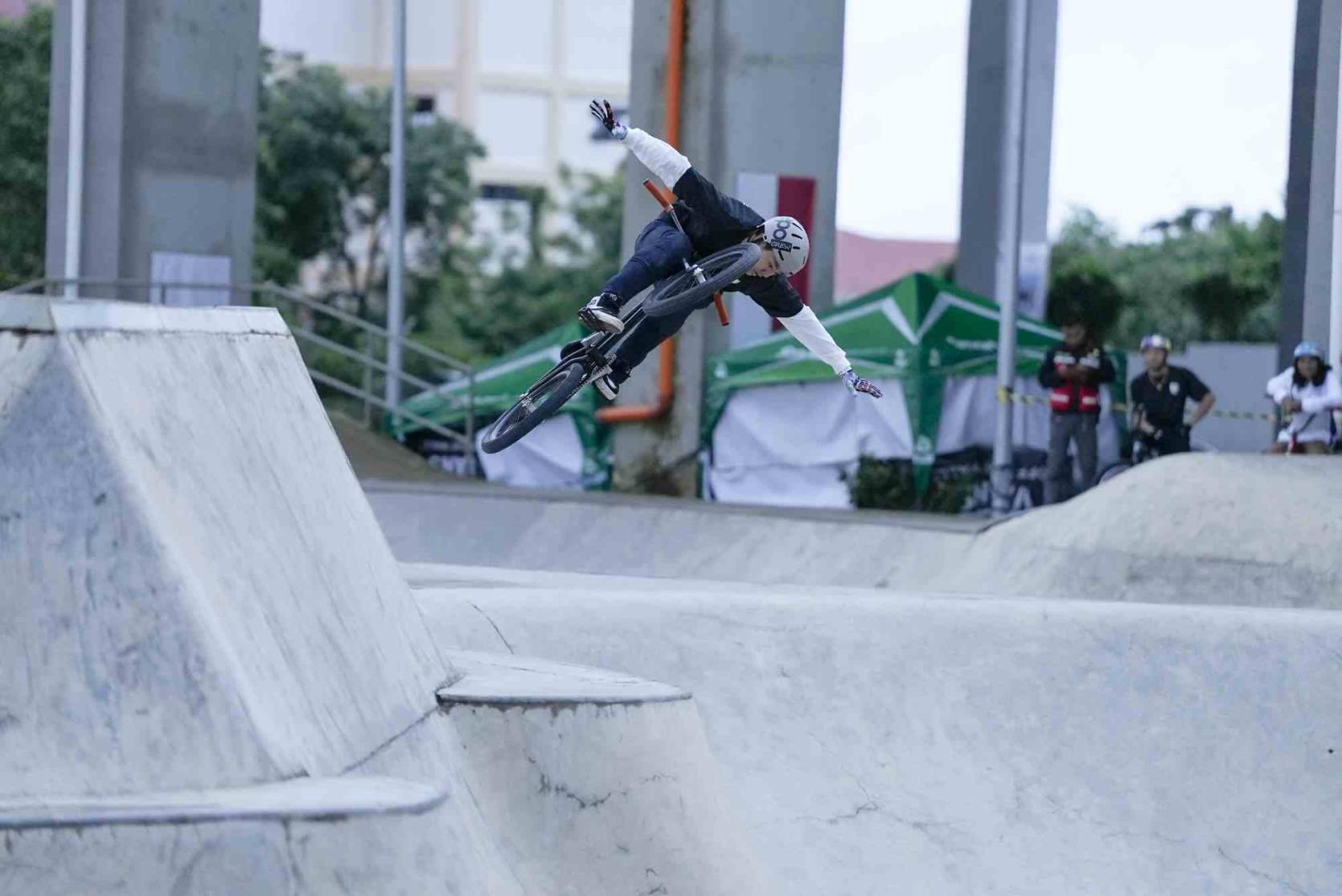 マイナビ ｐｒｅｓｅｎｔｓ ２０２５ アジアＢＭＸフリースタイル選手権-4