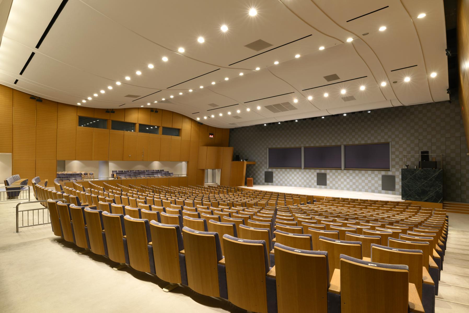 西日本総合展示場・北九州メッセ（旧通称：西日本総合展示場新館）・AIM 3F・北九州国際会議場-8