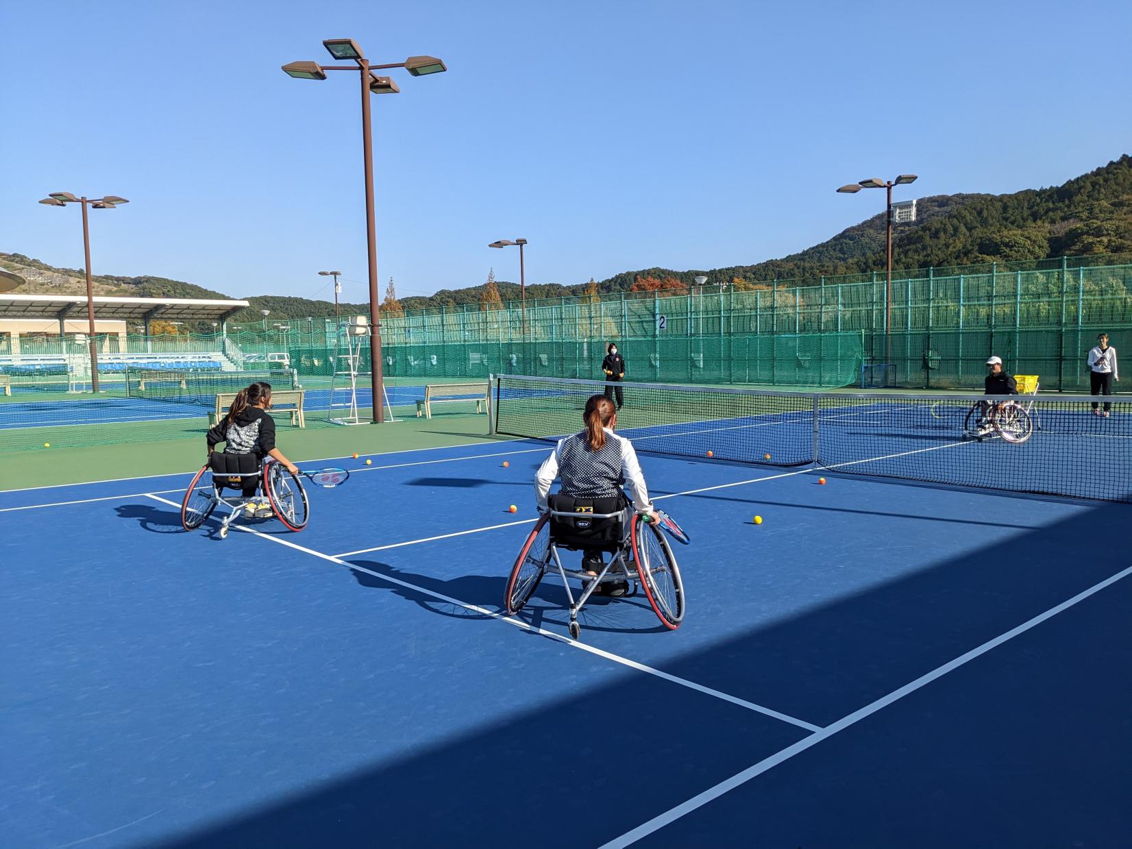 【いいづかヒューマンツーリズム】車いすテニス体験（飯塚市）-1