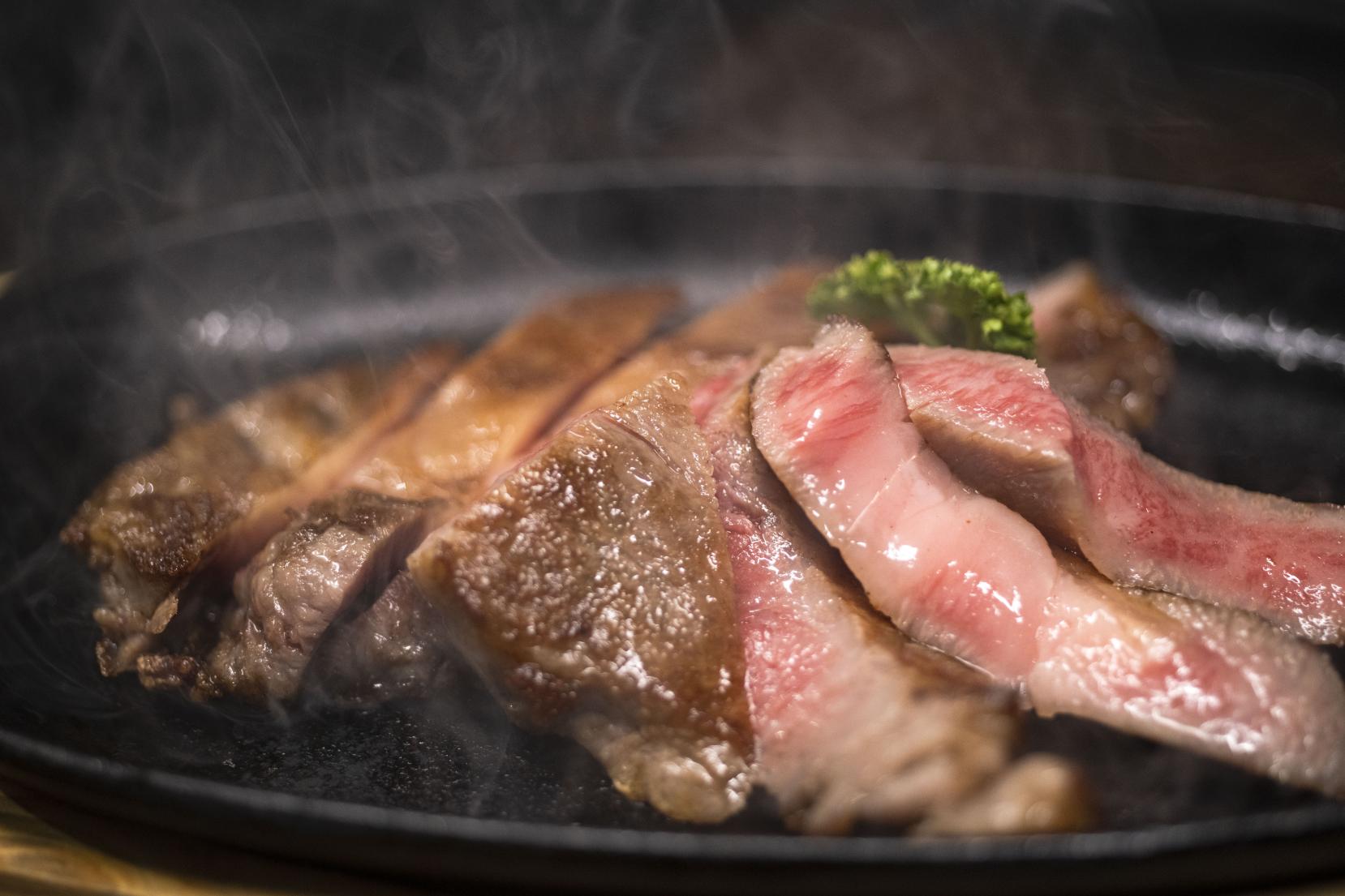 【いいづかヒューマンツーリズム】食育 福岡県最古の牛  筑穂牛の牛舎見学（飯塚市）-4