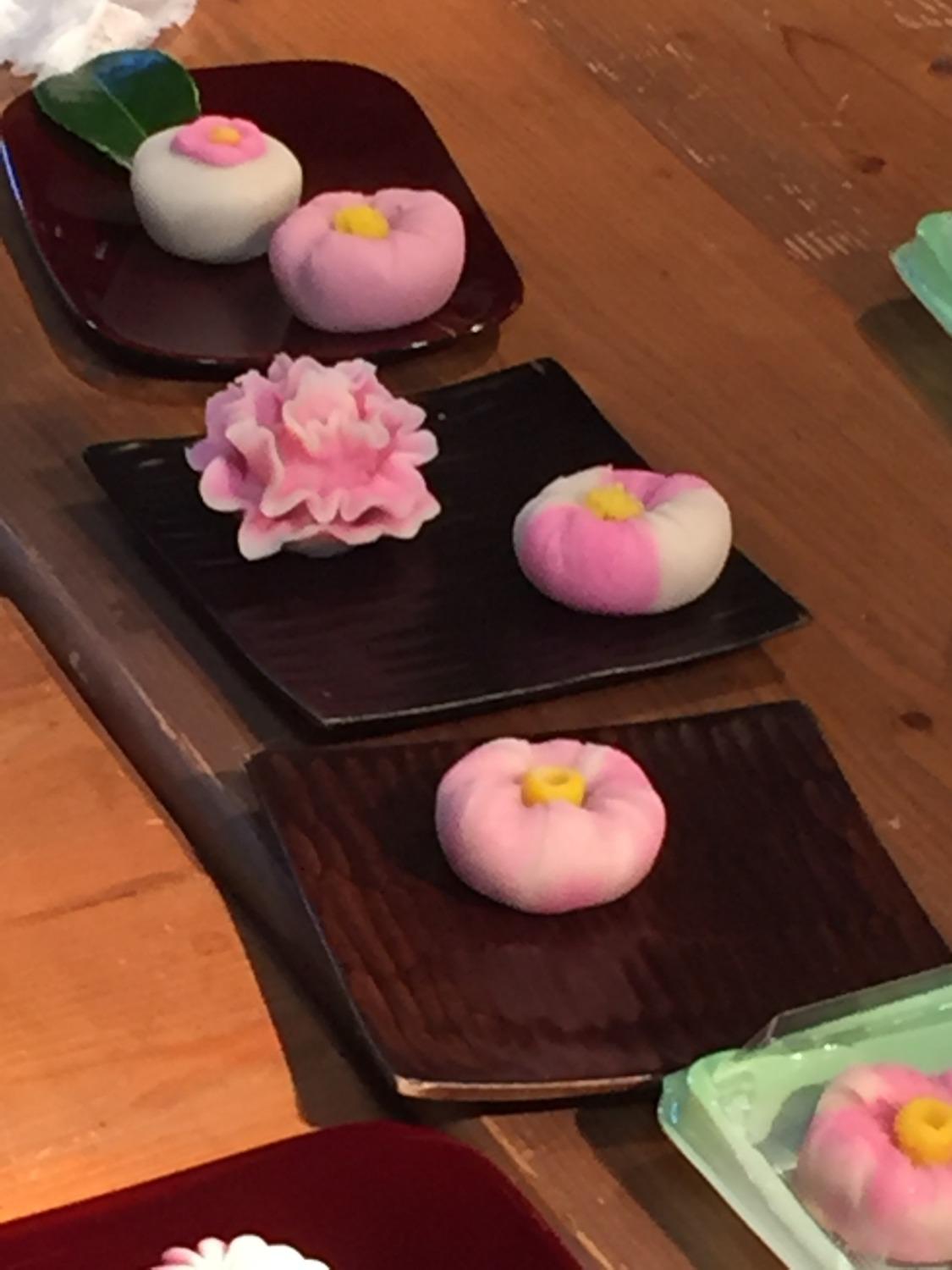 癒しのカフェで体験教室「吉蔵さんの和菓子教室」-1