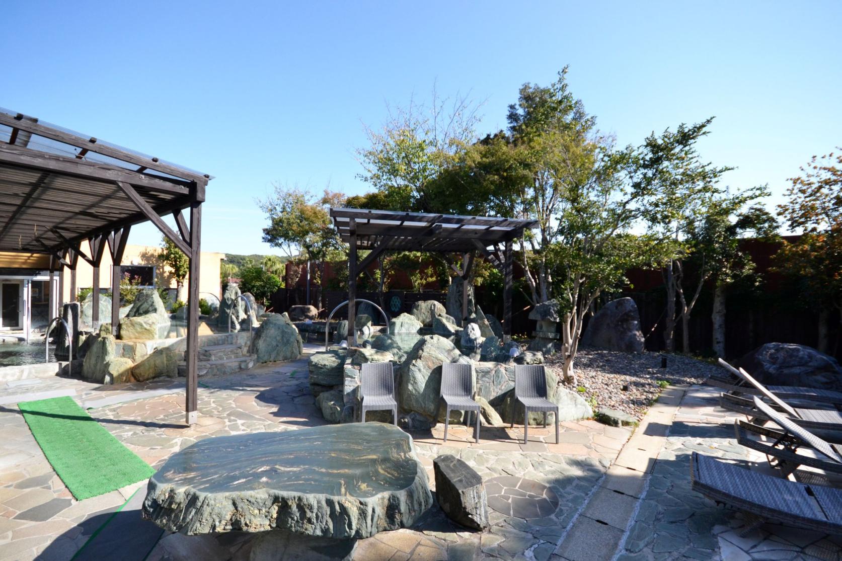 Omuta Tennen Onsen Saiko no Yu-1